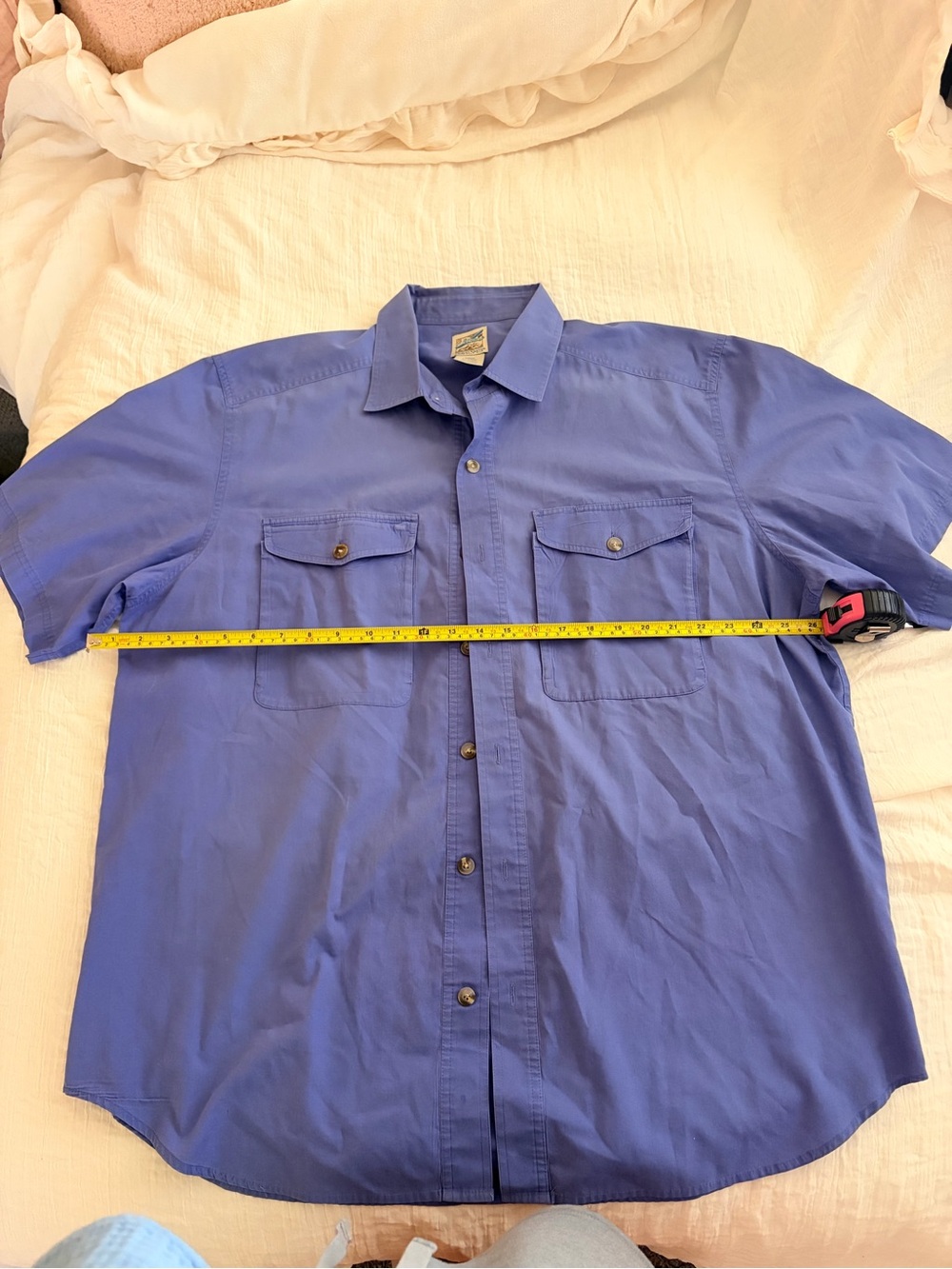 TravelSmith Short-Sleeve Button-Down Shirt in Blue